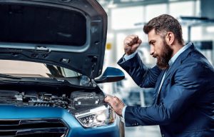 Cross Customer at a main dealer service centre